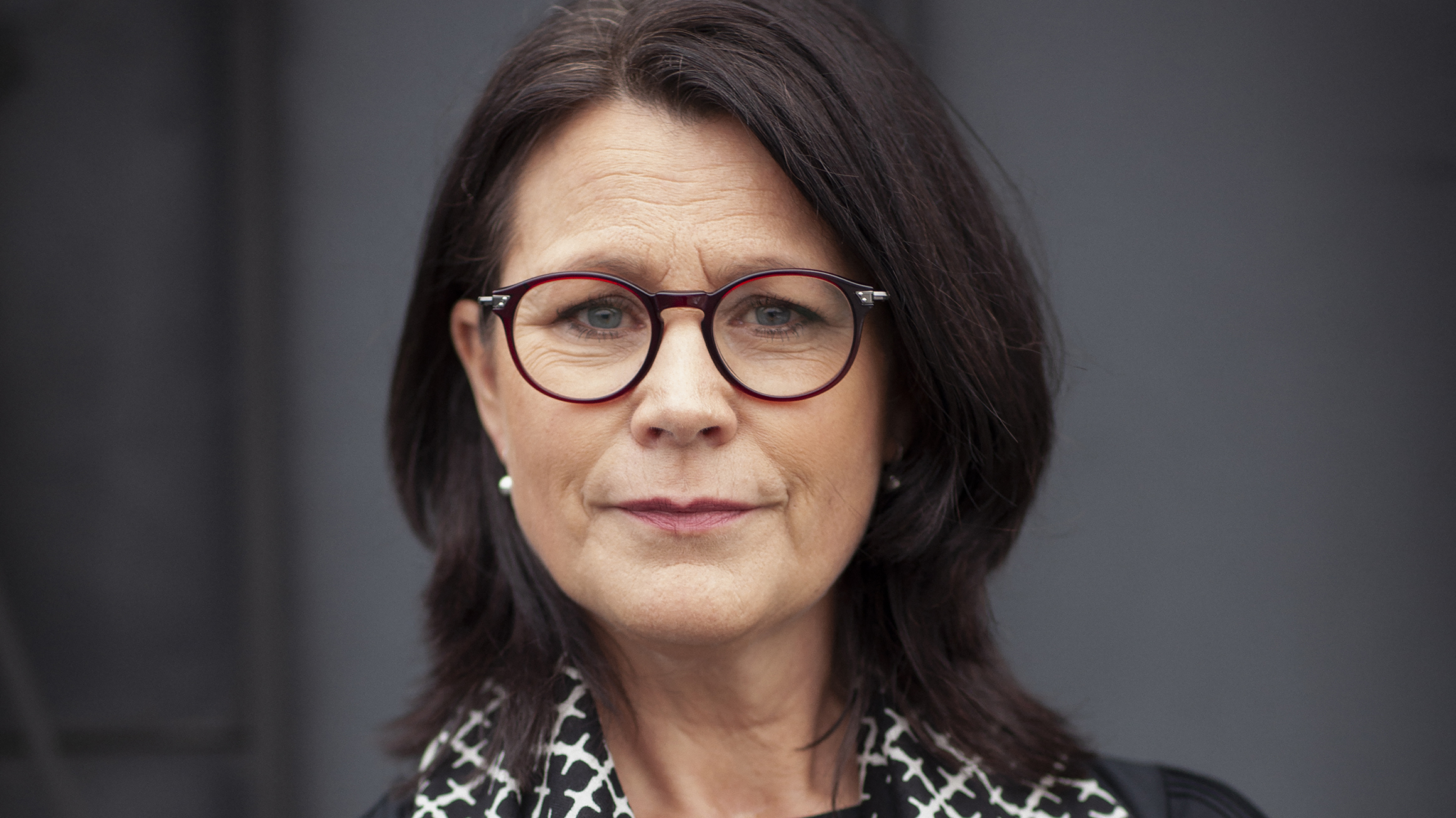 Erica Falkenström intervjuas i Altinget