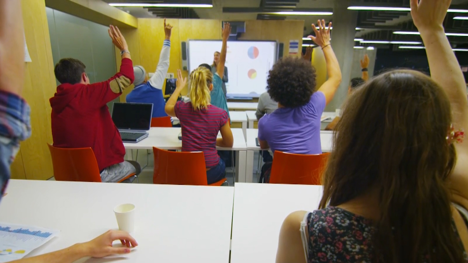 Unga med utländsk bakgrund siktar högt