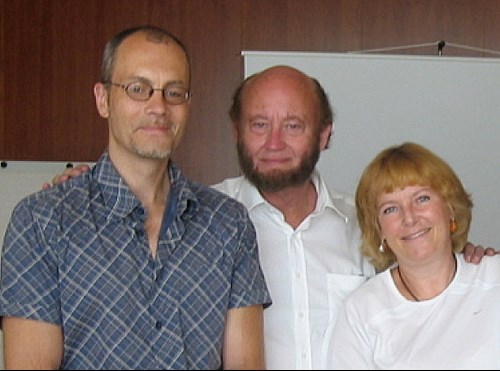 Chris Welzel, Ron F Inglehart, Bi Puranen