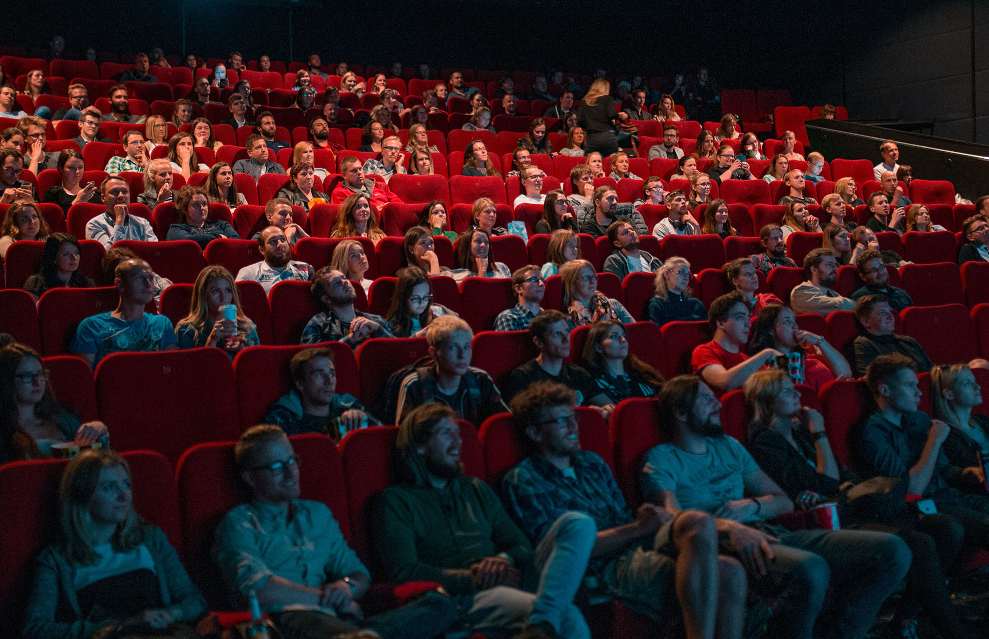 Prata inte på bio (för fan) – svenska och globala vardagsnormer kartlagda